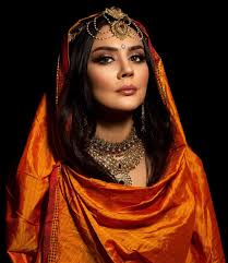 It is a secular country. Azerbajdzhanka Azeri Woman Azerbaijan Modesty Fashion Winter Mod Fashion Women Middle Eastern Fashion