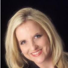 Amber Ennis Gray (@agray_71)