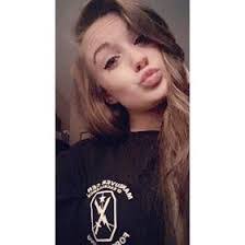 Kayla Mullis's Instagram, Twitter & Facebook