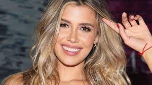 Michelle salas habla sobre su cirugía en las redes. La Familia De Marcela Basteri La Madre De Luis Miguel Busca Entablar Una Relacion Con Michelle Salas La Hija Del Rey Sol Latin News Espectaculos Moda Viajes Cocina Luxury