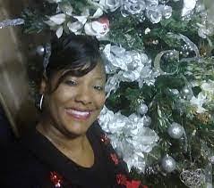 Sharon Noss's Instagram, Twitter & Facebook