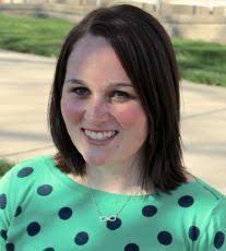 Lynette Compton's Instagram, Twitter & Facebook