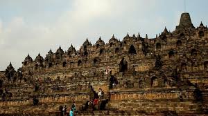 Candi borobudur yang terletak di magelang, jawa tengah, selain menjadi obyek wisata yang ramai dikunjungi, juga menjadi pusat ibadat bagi. Mengenal Beragam Fauna Di Candi Borobudur Lifestyle Liputan6 Com