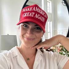 Christine Yeargin's Instagram, Twitter & Facebook