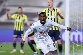 Türkiye ve dünyadan son dakika haberleri, en son haber ve gelişmeler milliyette. 1 2 Fenerbahce Patzt Gegen Sivas Galatasaray Mit 4 1 Pflichtsieg In Denizli Ligablatt Fussball Zur Stunde