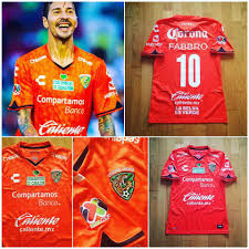 Para el torneo clausura 2009 fue cedido a préstamo a chiapas fútbol club por 1 año, 16 donde logró notables participaciones y se hizo de la titularidad, formando una pieza importante en el cuadro titular de jaguares a tal grado de querer quedarse en jaguares, ya que probablemente jugaría muy poco con el cuadro del santos, 17 a pesar de su deseo de quedarse en chiapas, terminó por. Chiapas Jaguares Fc Coleccion Adamantium Camisetas Facebook