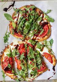 Tomato Mozzarella Arugula Naan Pizza Recipe Healthy Recipes Recipes Naan Pizza Recipes