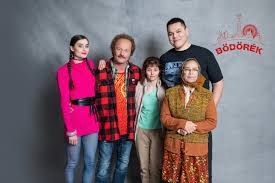 Mindegy hová mész) ötlete alapján készült, de a történet saját fejlesztésű. Emtvketto