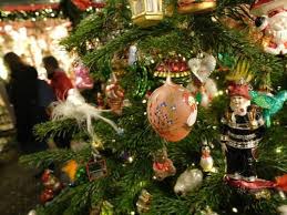 Sorry for the trouble but i have never taken mine apart i just clean the out side. When Should You Take Your Christmas Decorations Down Wakefield Express