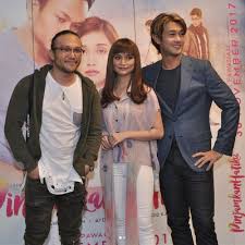 Aurawhite & paranormal records sdn bhd was distributor of this song. Ayda Jebat Adi Priyo Pinjamkan Hatiku Chord