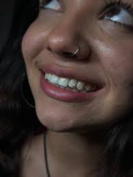 can't deal how gorgeous my clients are 🤗😇 Got to do this absolutely  stunning single crystal, AB ss6 from @bluestreakcrystals Thank you so  much!! ⭐️🫶🏻 Done at my North Shields studio Unit