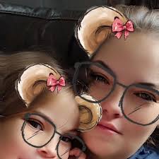 Who is a good fine line tattoo artist for a thigh tattoo in Nashville?