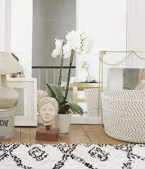 Meubles D Occasion Et Deco Vintage Selency Une Autre Maniere De Chiner Deco Maison Mobilier De Salon Canape Retro