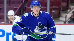 The best nhl salary cap hit data, daily tracking. Marc Michaelis Feiert Nhl Debut Fur Vancouver Canucks Kicker