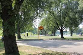 Unsere schule nutzt die hervorragenden sportanlagen im olympiapark berlin. Datei Basketball Olympia 2 Jpg Wikipedia