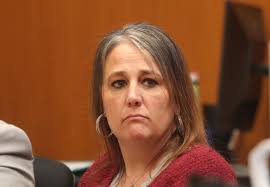 Prosecutors: Woman torched her shop for insurance money