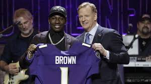 The first round of the 2019 nfl draft contained the expected players from the alabama crimson tide. After Trading Down Ravens Select Oklahoma Wr Marquise Brown At No 25 Overall In Nfl Draft Baltimore Sun