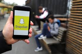Comment Snapchat, lappli préférée des ados, est devenue le terrain de jeu  des délinquants - Le Parisien