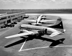Photos Show Houston International Airport In The 1960s Houston Airport Houston History Airport