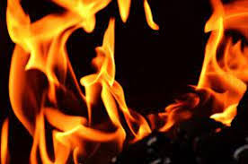 A huge fire broke out in the warehouse of the tent house