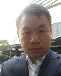 Trang thơ Thạch Hoàng Việt (19 bài thơ)