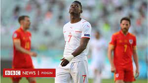 Switzerland should have doubled their lead when embolo teed up kevin mbabu, while embolo's clever effort curled just wide of the post on 65 minutes. Wales Vs Switzerland Breel Embolo Kieffer Moore Goals See Both Side Share Points Bbc News Pidgin