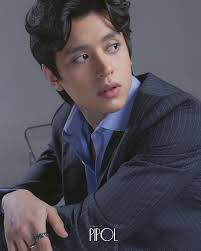 Working with Jayda for the first time, Aljon Mendoza who plays Ice in the  iWantTFC show, described it as “refreshing,” expressing how they  immediately clicked. The pair relied