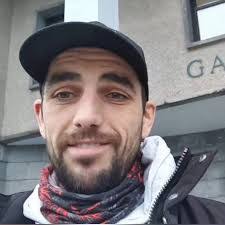 Martin Weed's Instagram, Twitter & Facebook