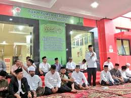 Sambutan acara buka puasa bersama. Adkesra Memberikan Sambutan Pada Acara Buka Puasa Bersama Berita Foto Kota Administrasi Jakarta Barat