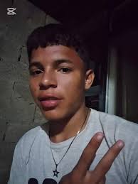 Frank León (R)💘 (@frank.len.r)