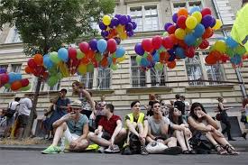 Lezajlott a budapest pride felvonulása. Alfoldi Robert Is Reszt Vesz A Budapest Pride On Kepek Nlc
