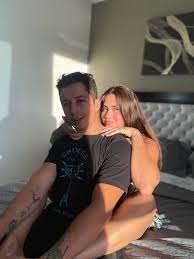 TW Pornstars - Sarablonde. Twitter. 🧡NUEVO VIDEO GRATIS!!!🧡  🆓🆓🆓🆓🆓🆓🆓🆓🆓🆓 Mi novio invita a un. 4:15 PM - 23 Jul 2022