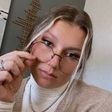 Stephanie Canfield (@Stephanie_C14)