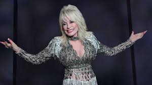 Dolly Parton Thinks the "Morning Shed" Sounds “Like a Nightmare”—Interview  | Allure