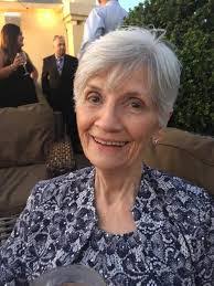 Donna Underhill's Instagram, Twitter & Facebook