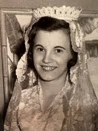 Phyllis Hernandez's Instagram, Twitter & Facebook