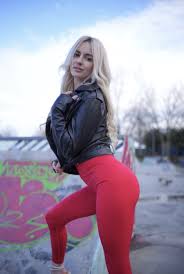 SugarSpiceBlonde Cam Model Profile | Stripchat