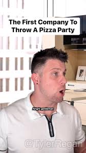 Oh so THAT’S why everybody gets pizza 😂 #company #office #pizza #money  #work #job #boss #manager #employee #adulting