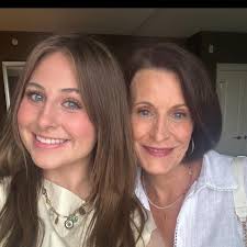 Cyndi Cagle Artist added a new photo.