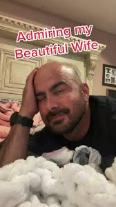 #marriedlife #couple #admiring @mommynatalieee #iloveyou #❤️ #😳  #marriagehumor