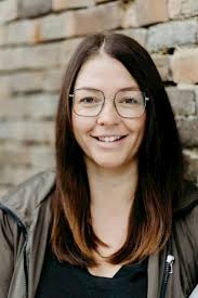 Kathrin Königslehner, Rezeption der Pferdeklinik Tillysburg