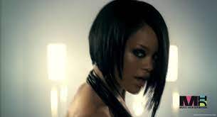 Pin By S I E R R A On Best Style2 Rihanna Hairstyles Rihanna Short Hair Rihanna