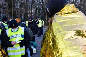 Das österreichische bundesland tirol sowie. Corona Pandemie In Frankreich Mehr Als 1000 Verwarnungen Nach Illegaler Massenparty Panorama Stuttgarter Nachrichten