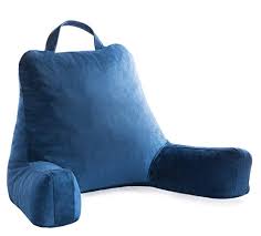15 Most Commonly Forgotten College Items Savvycollegegirl Reading Pillow Perfect Pillow Shredded Foam