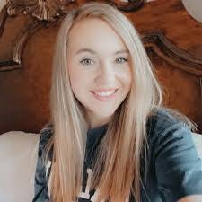 Katie Heaton's Instagram, Twitter & Facebook