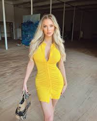 Valerie Cody - Free pics, galleries & more at Babepedia