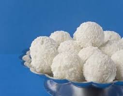 Recette Boule Fondante Noix Coco En Video Recette Noix De Coco Boule De Noix De Coco Boules Coco