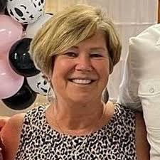 What quilting retreats are available near central Indiana in October?