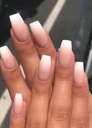 Paint your fingertips with the coolest ombre nail designs to instantly graduate your look from basic to brilliant. 50 Dessins D 39 Ongles Acryliques De Cercueil Pour Les Ongles Courts Koees Blog 50 Dessins D Ongles Ac White Tip Nails Ombre Acrylic Nails Short Acrylic Nails