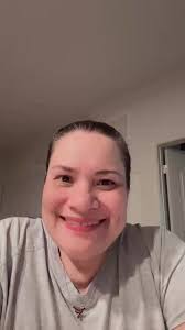 Cada flor tiene su historia déjame crear tu historia. Hoy con Bertha nos  contó su historia de Origen azul instructora de natación certificad en  Canadá.🇨🇦 Para más información 226-503-3618 Gracias Bertha por